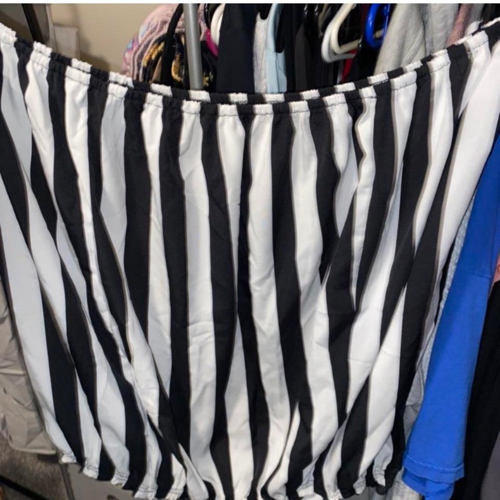 Women’s striped 4X tube top blouse. SHEIN. Like new.